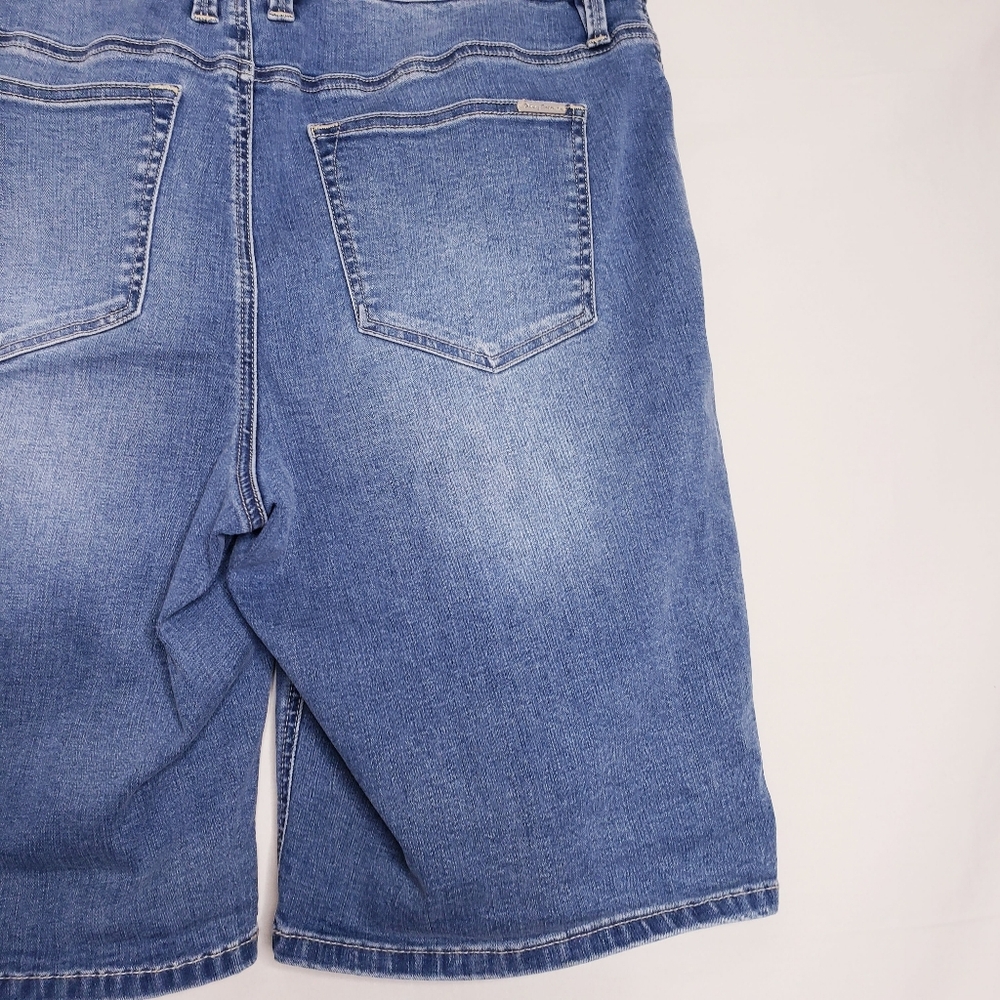 Tommy Bahama Boracay Indigo Denim Bermuda Jean Shorts Women's Size 14x11" - Picture 6 of 11